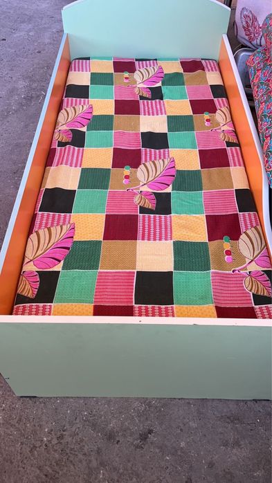 Продам детскую кровать