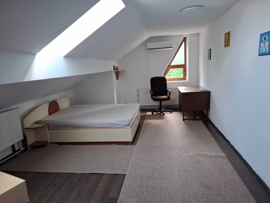 Apartament 4 dormitoare
