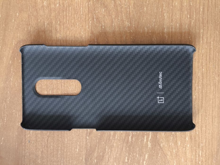 Чехол Oneplus 6 карбон