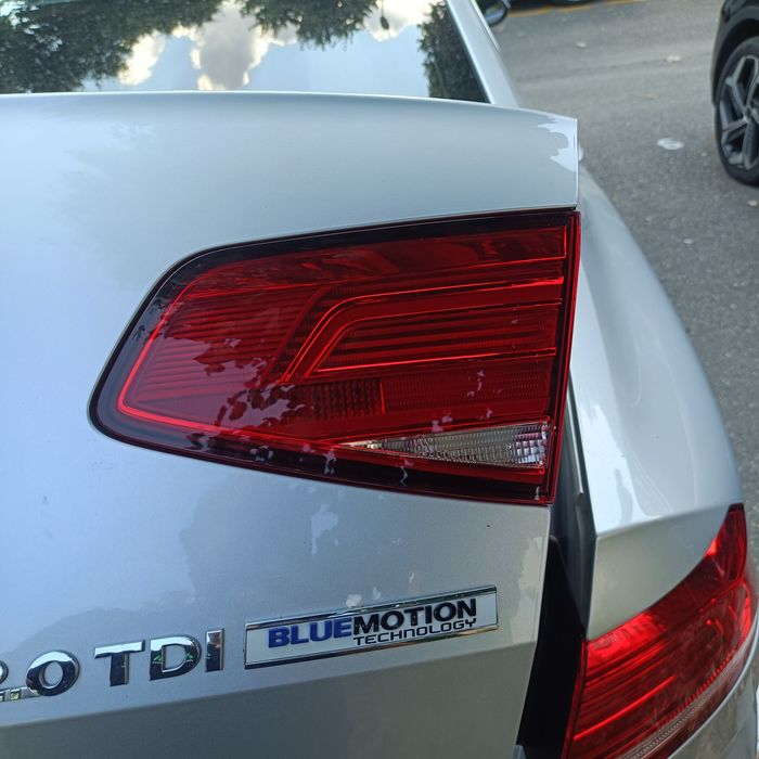 Vând stop led  hayon dreapta  Passat B8 berlina