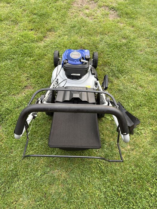 Masina tuns iarba LuxTools, 53 cm, Briggs&Stratton 3,2 cp, autopropulsie