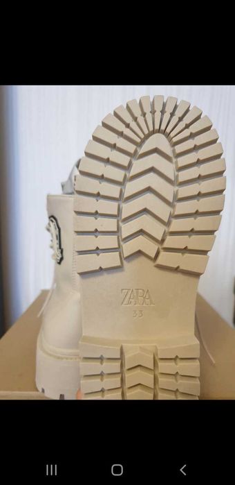 Высокие ботинки для девочки Zara, размер 33