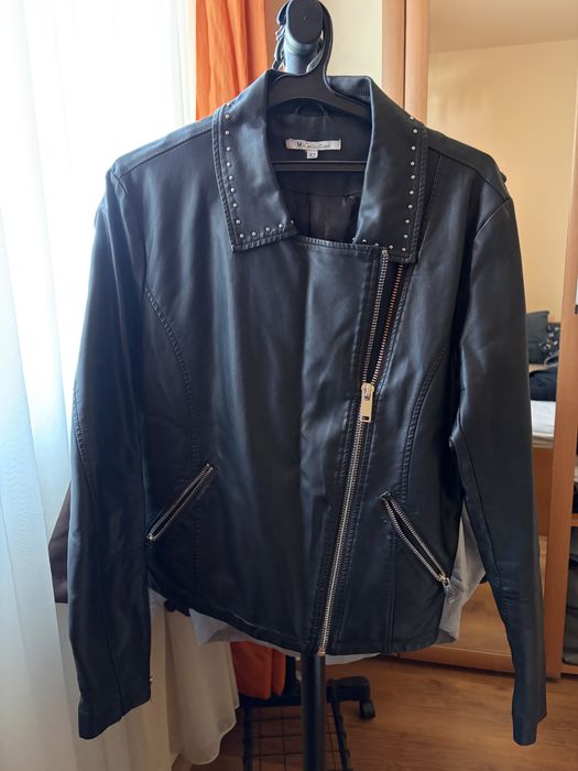 Кожено черно яке