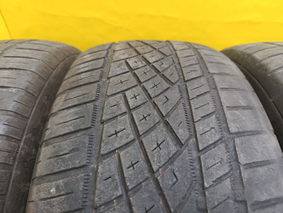 Шины 255 55 R18 Continental комплект