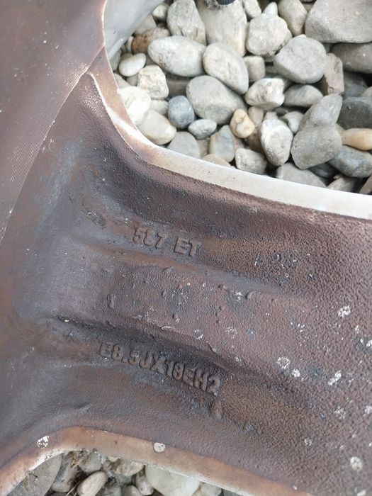 Vând Jante T5 compatibile pentru X5