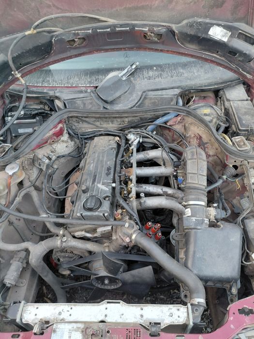 Продам 124 2.3 на январе с