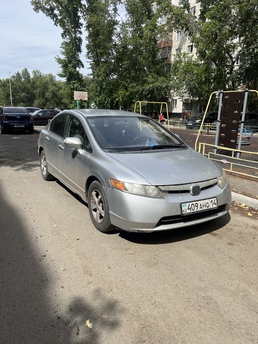 Продам машину Хонда цивик