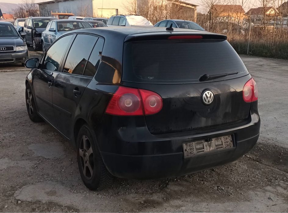 Dezmembrez Volkswagen Golf 5 1.9 tdi BKC