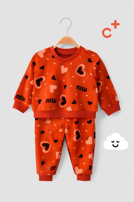 Qizlar pijamasi. Issiq va yumshoq. "SEVIMLI YURAKCHA"