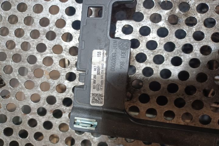 Consola centrala SCHIMBATOR DSG 3G1864263 3G1864252 Volkswagen VW Pas