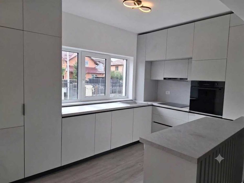 Casa tip duplex de inchiriat