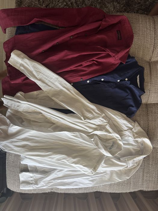 4 ризи мъжки ; xs размер Zara , bershka