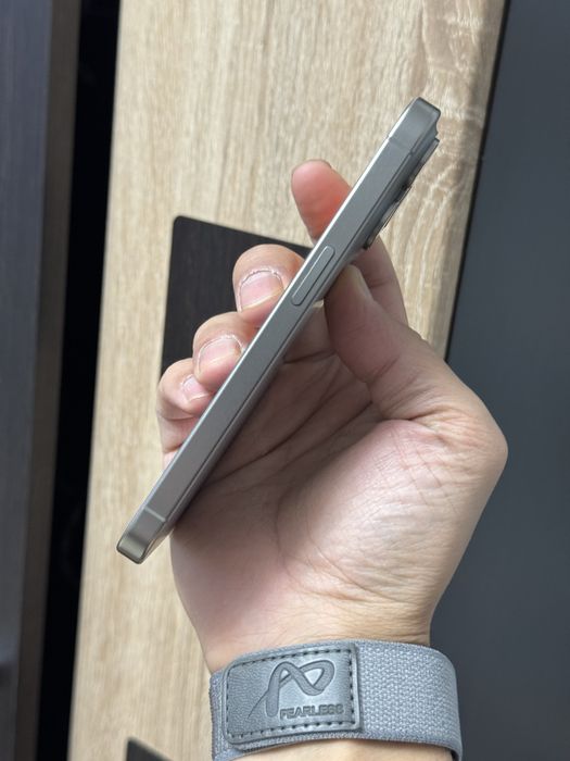  iPhone 15pro 5G 256gb ch/a dual sim natural titanium