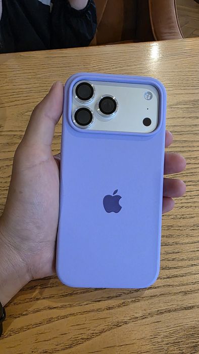 IPhone 17 pro max 256гб e Sim