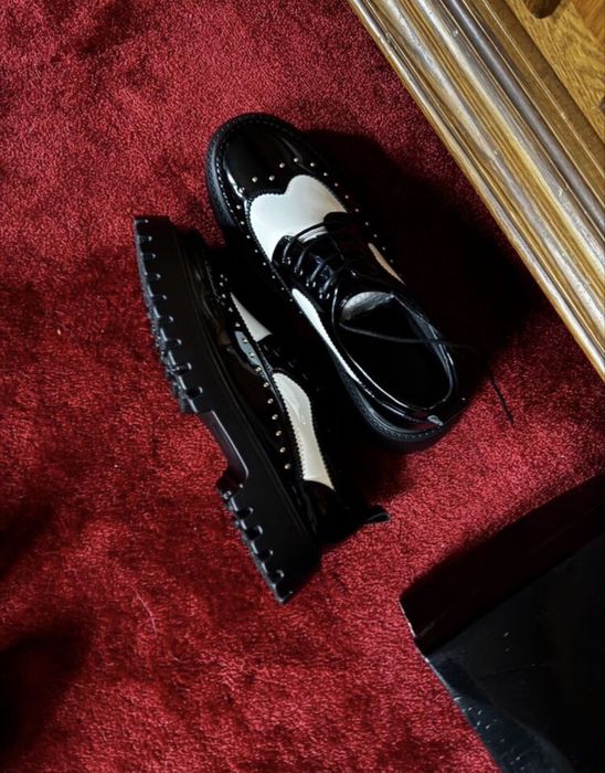 Мъжки елеганти лачени обувки