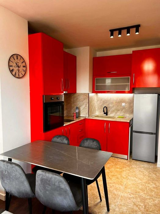 Дава се под наем Двустаен апартамент в София, Център - 56 кв.м за 698.19 € - Снимка #1