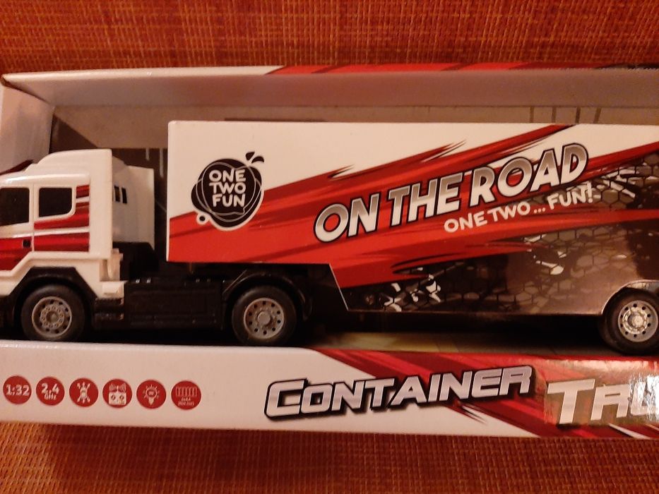 Camion cu telecomanda
