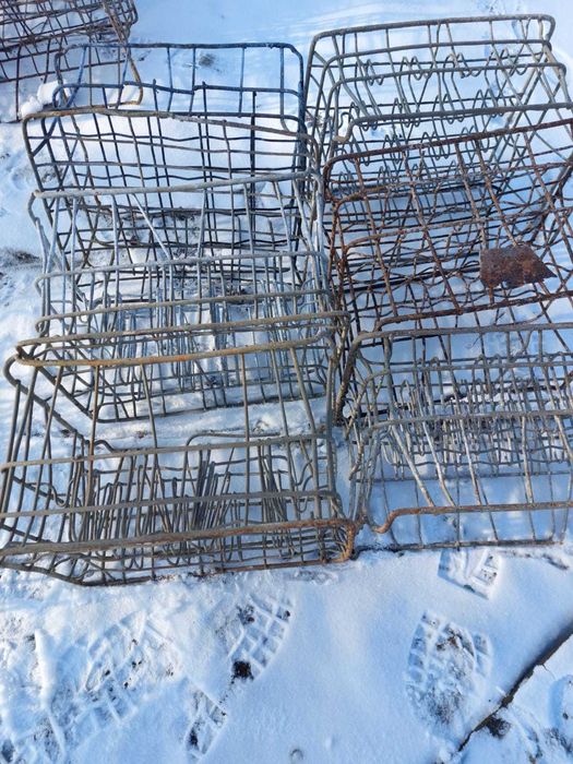 Продам трубы, уголки, швеллер.