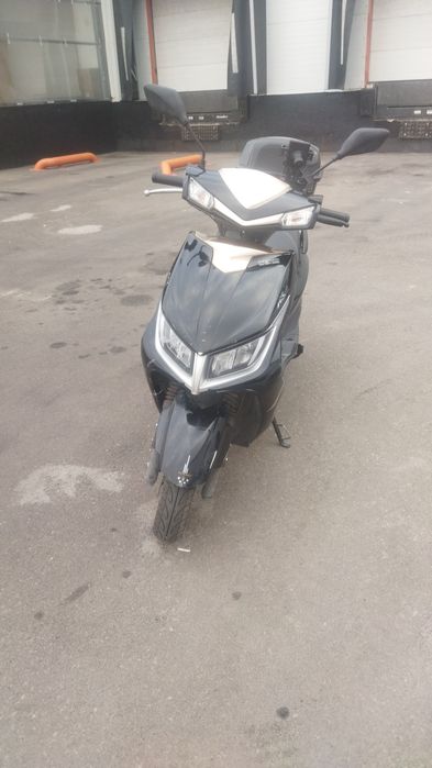 Продается мопед Yeko M8