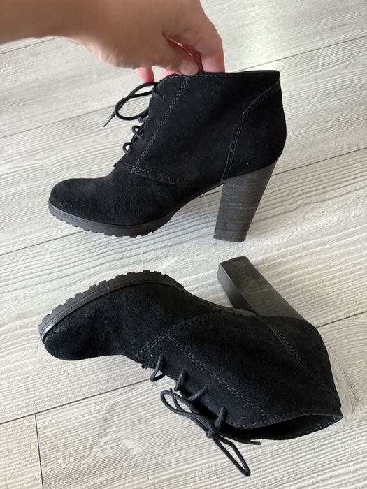 Botine piele intoarsa Mango