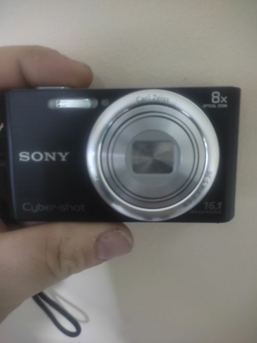 SONY  Cyber-shot