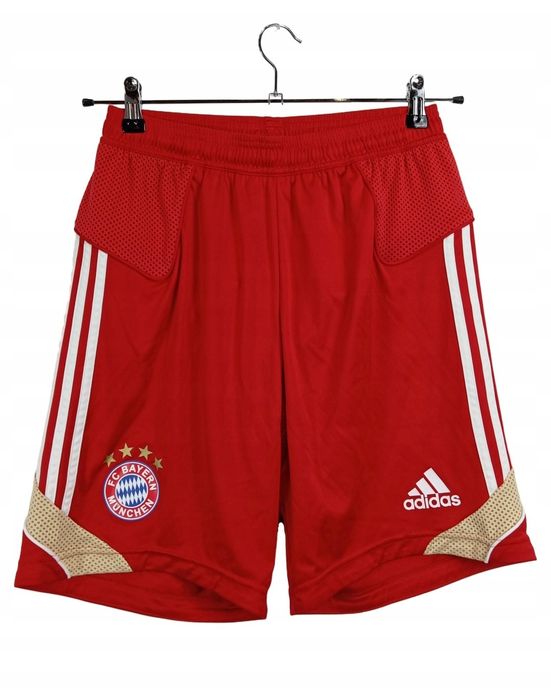 Къси панталони Bayern Munchen размер М