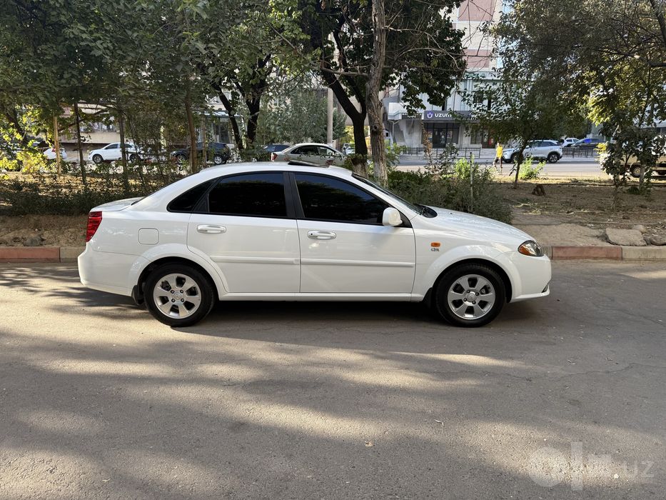 Chevrolet Gentra 3 позиция