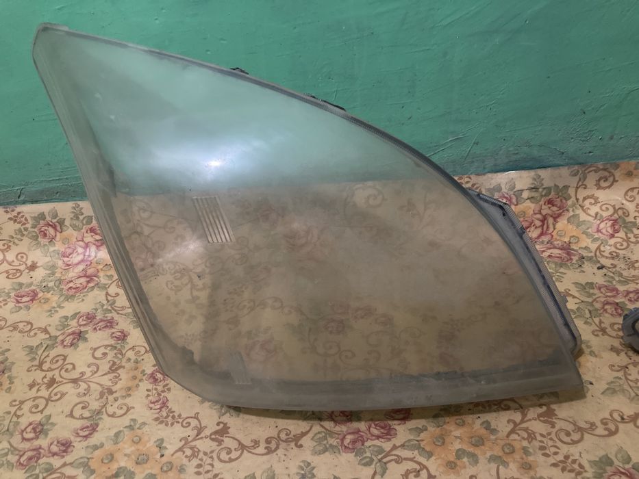 Прадо 120 стекла на фары