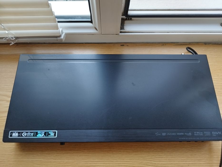 LG BD650K Blu-ray плеер