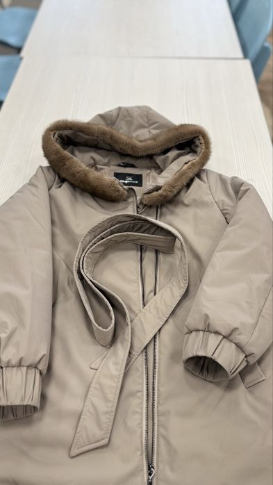 Куртка сатылады көп киілмеген