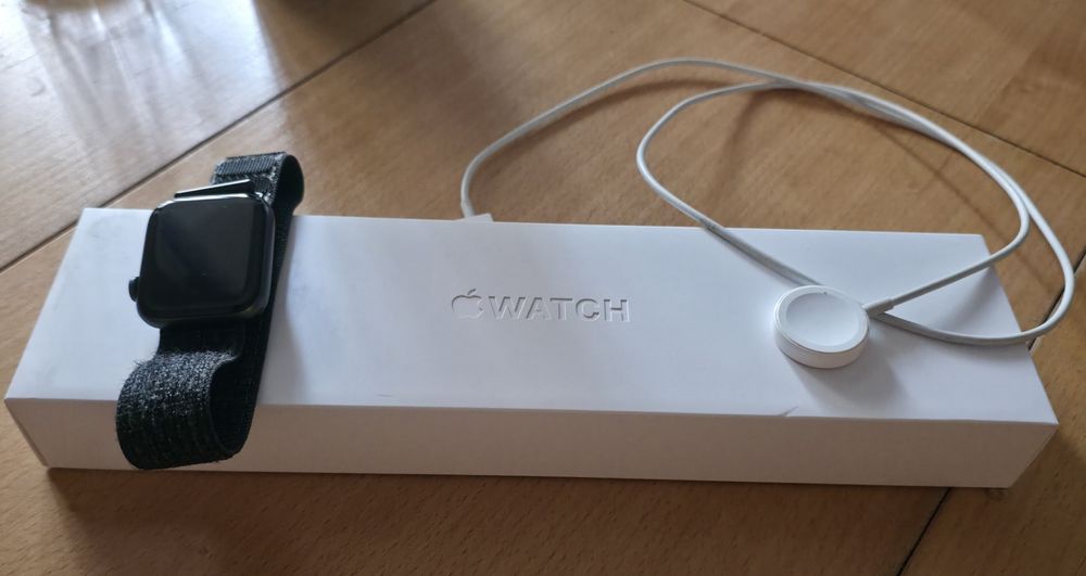 Apple Watch 6 44MM Space Gray Aluminum Case