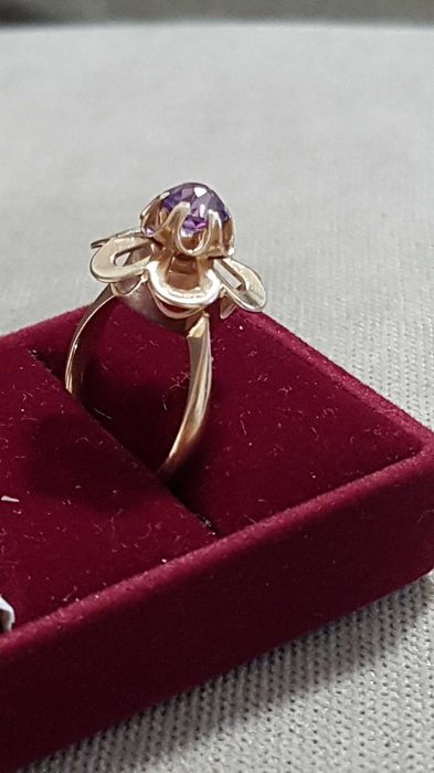 Руски, съветски златни пръстени. Проба 583.