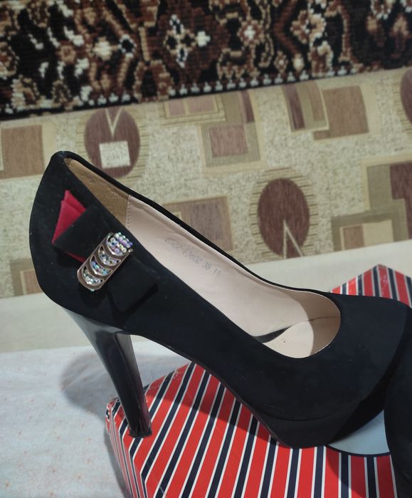 Продам туфли 38 размер