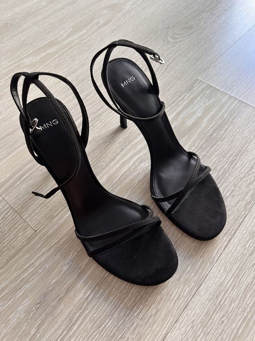 Sandale negre Mango
