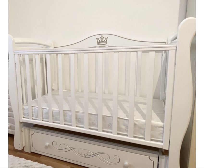 Продам манеж кроватку