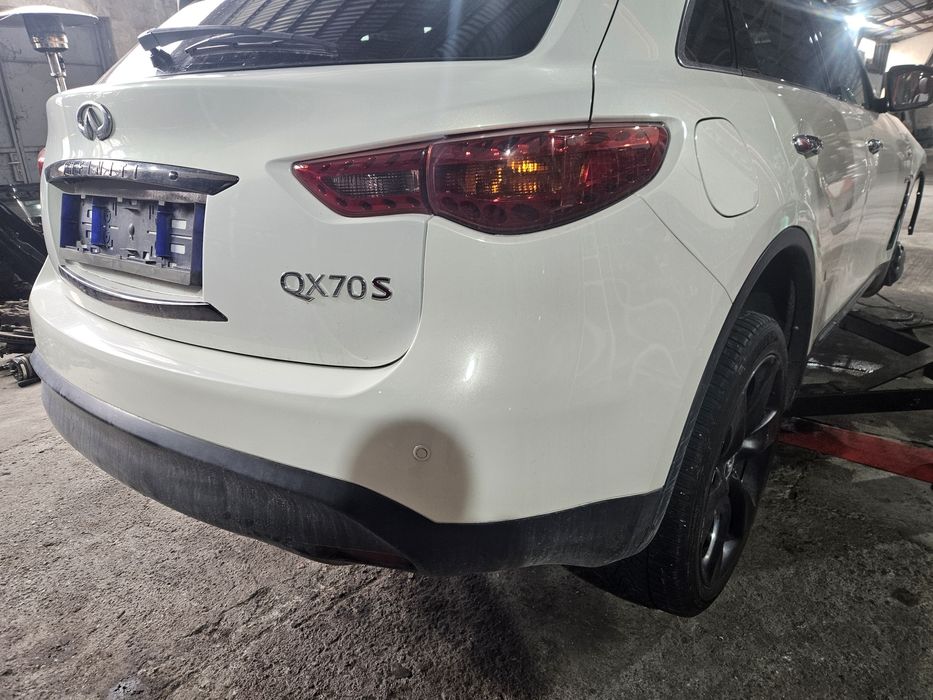 Задна броня за Infiniti QX70