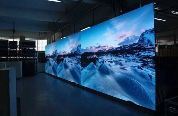 Tashqi LED ekran sotiladi!