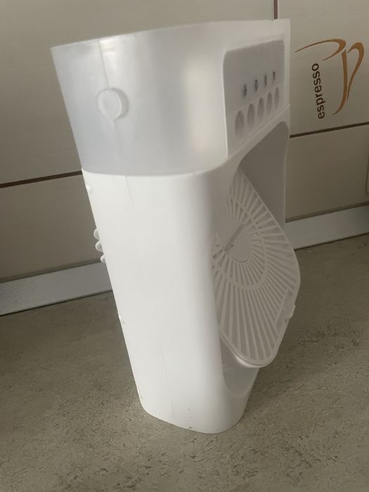 Vand aparat de ventilatie cu adaos de apa pentru umidificare