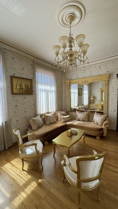 Продается Евро Дом премиюмкласс Никитина 5 сот 3 уровня 7 комнат