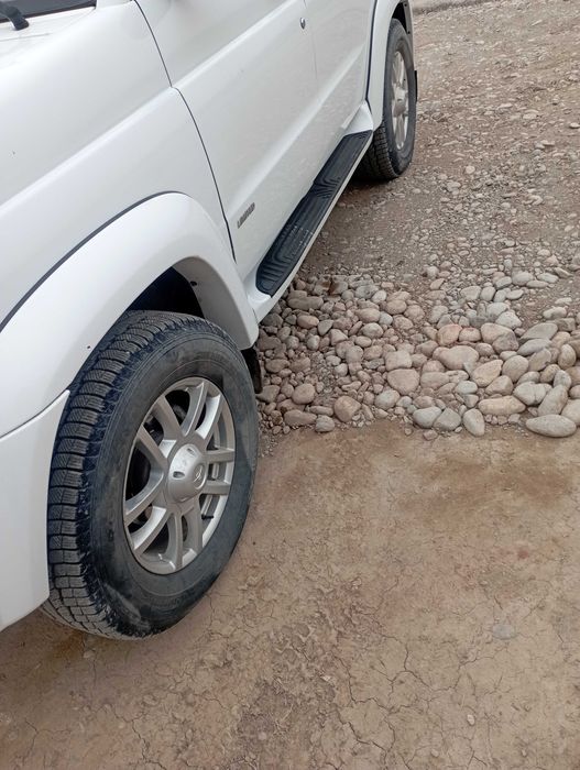 Машина идеал холатда