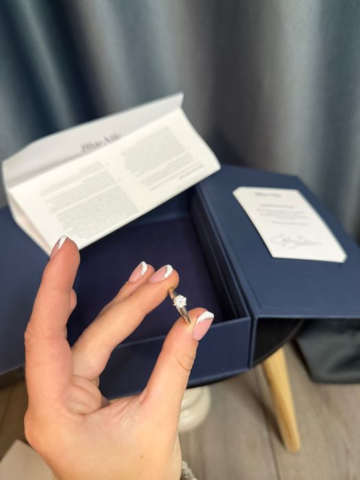 Пръстен Blue Nile