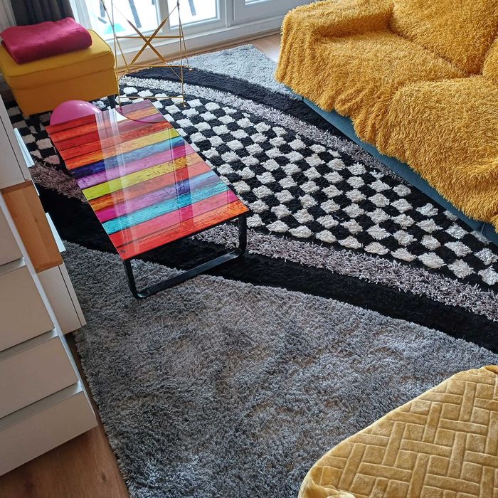 Vând Covor 2/3m stare foarte bună