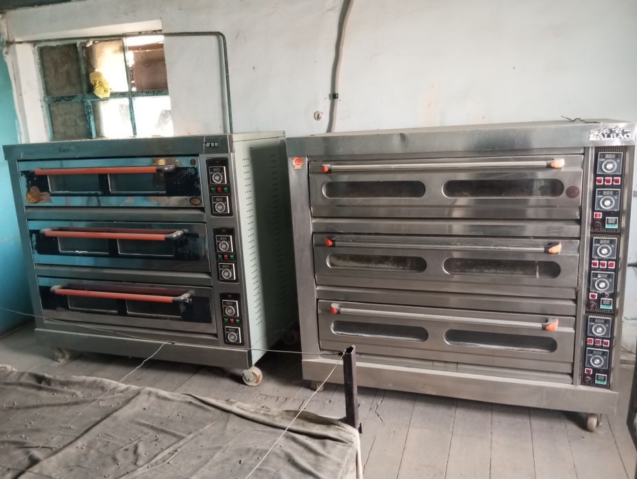 Pechlar sotiladi.Non va boshqa pishiriqlar uchun,barcha jihozlari bn