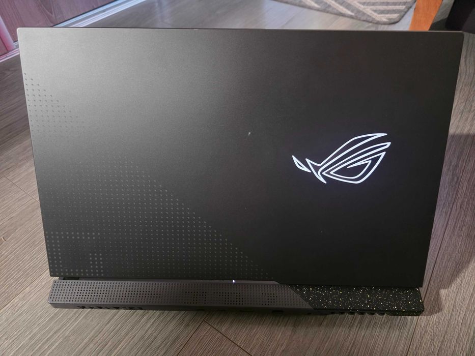 ASUS ROG Strix G17, ecran 17 inch 2K 240Hz Ryzen 9 6900HX RTX 3070 TI 16GB DDR5 M.2 1TB