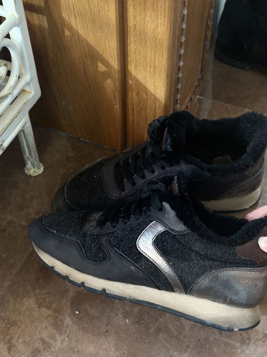 Кроссовки с мехом