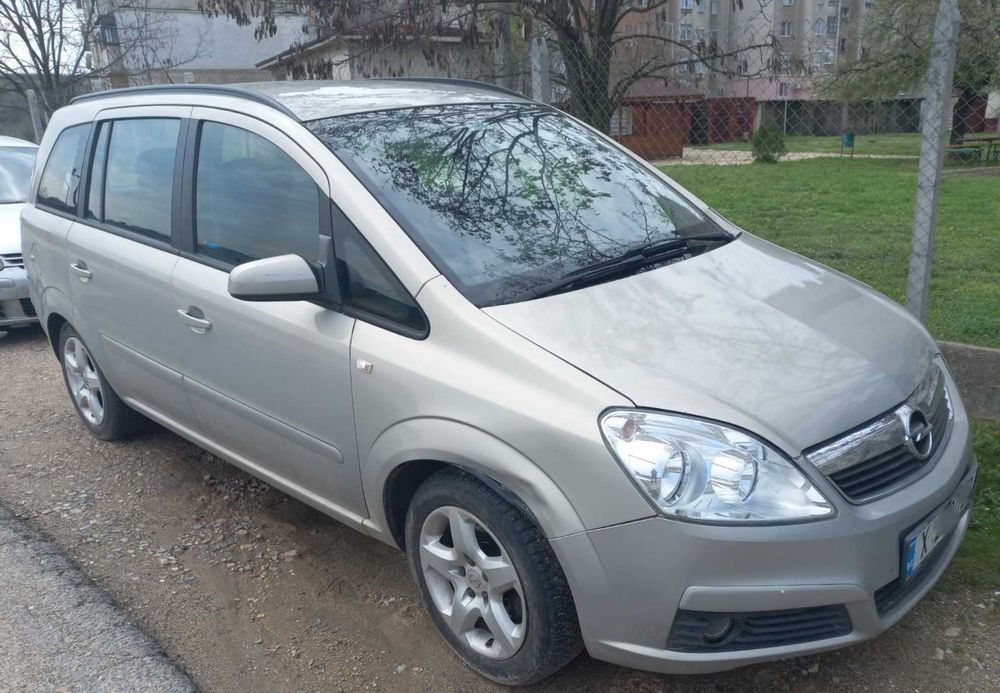 Опел зафира Б Opel Zafira B - 2008 г, 1.6 бензин