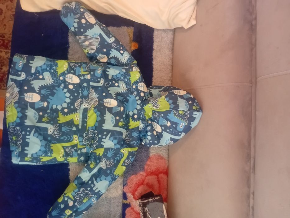 Продам куртку весна- осень