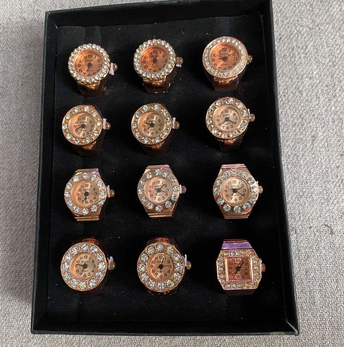 Inel ceas damă metalic rose-gold cu cristale decor – diverse modele
