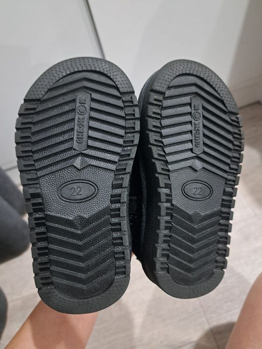 Продам детские угги