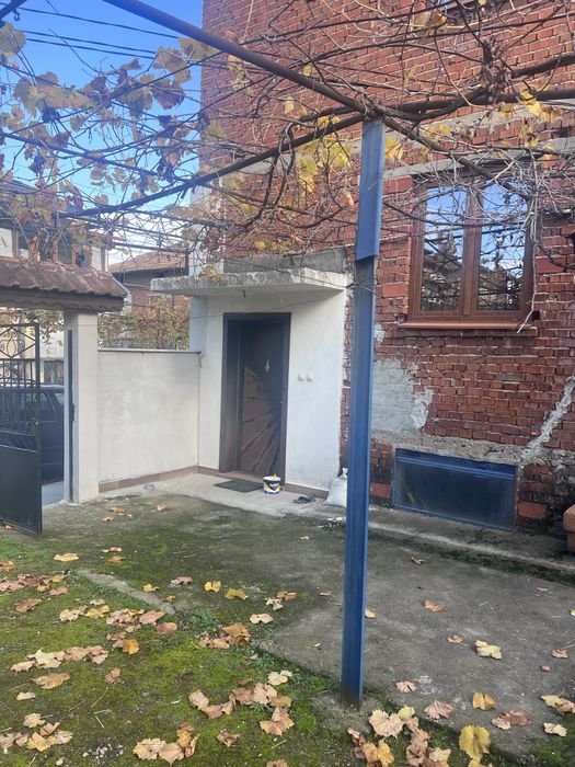 Продава се Етаж от къща в Петрич - 80 кв.м за 1375 €/кв.м - Снимка #2